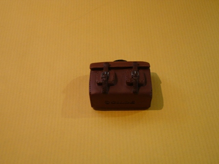 Grosse Schultasche - zum Schlieen ins Bild klicken