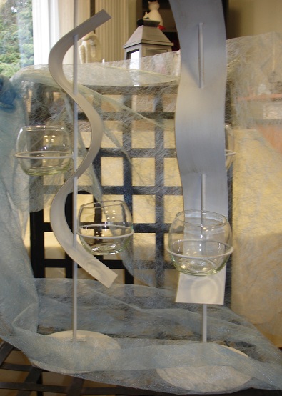 2 Fl. Leuchter "Cobra" - zum Schlieen ins Bild klicken