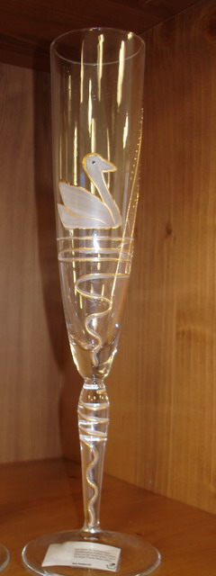 Sektflöte Swan Rechts - zum Schlieen ins Bild klicken