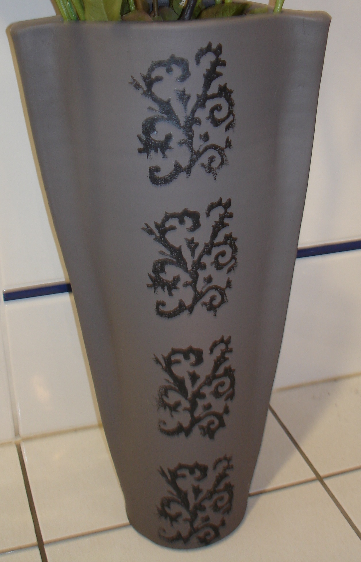 Ovalvase "Oriena" - zum Schlieen ins Bild klicken